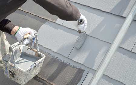 屋根の保護機能を回復させる工事